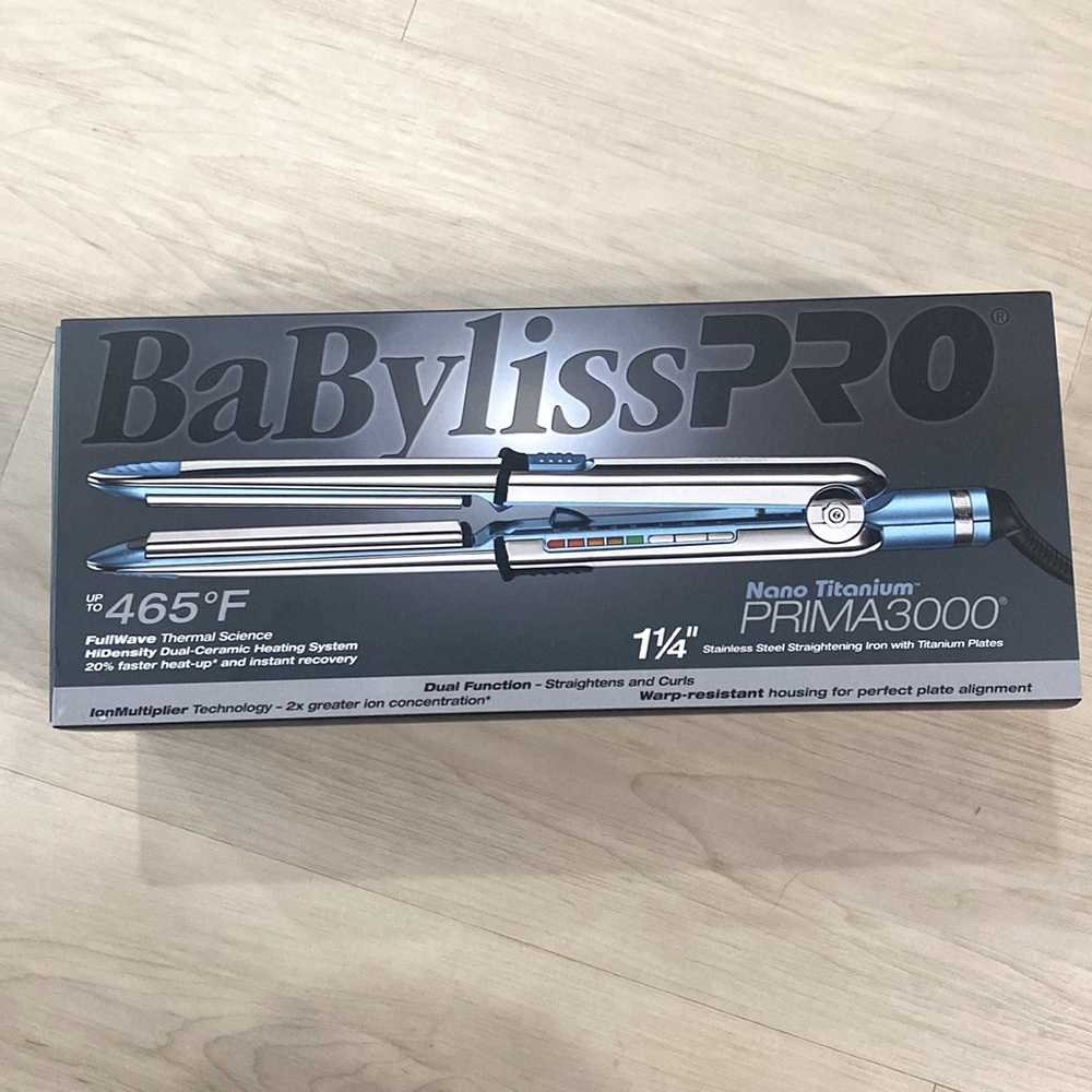 Babyliss Pro Nano Titanium Prima3000 1 1/4 inch straighter new in box